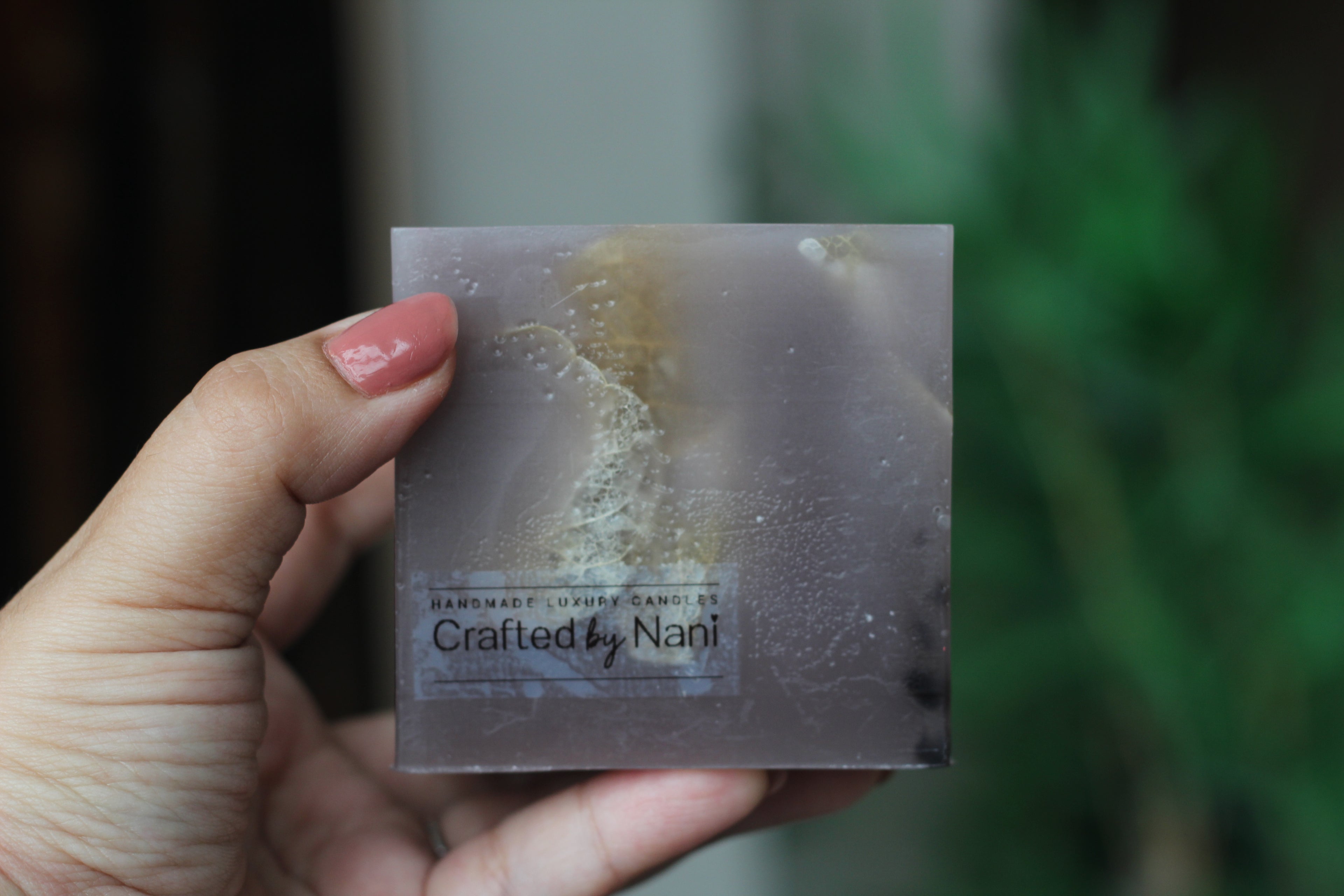 Coleção Botanicals Luminous Vela Aromática 250g Folhas Dark